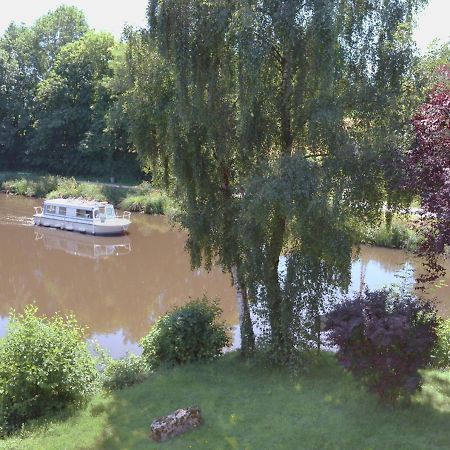 Le Moulin Du Mottay Bed & Breakfast Évran Eksteriør bilde